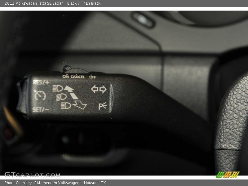 Black / Titan Black 2012 Volkswagen Jetta SE Sedan