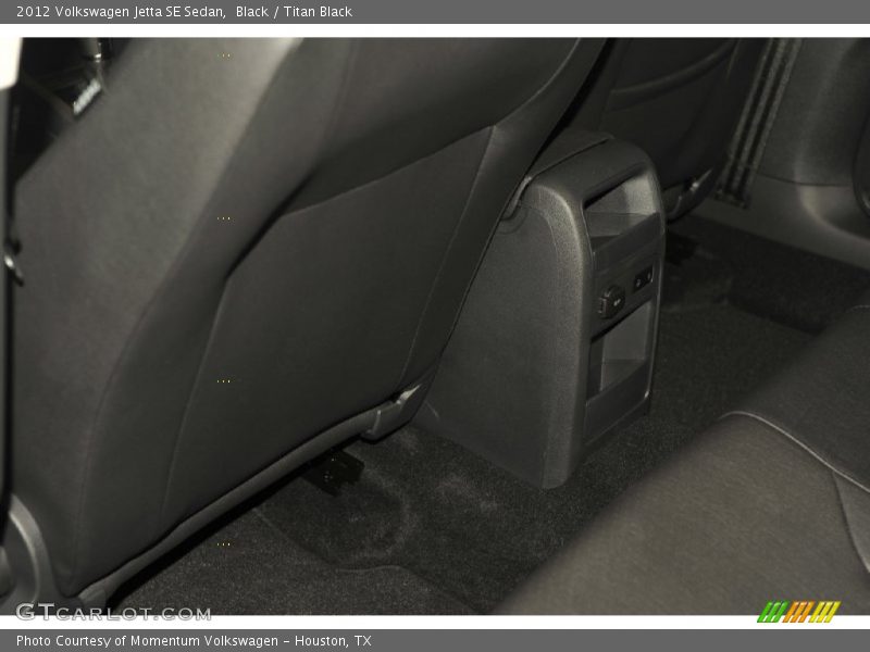 Black / Titan Black 2012 Volkswagen Jetta SE Sedan