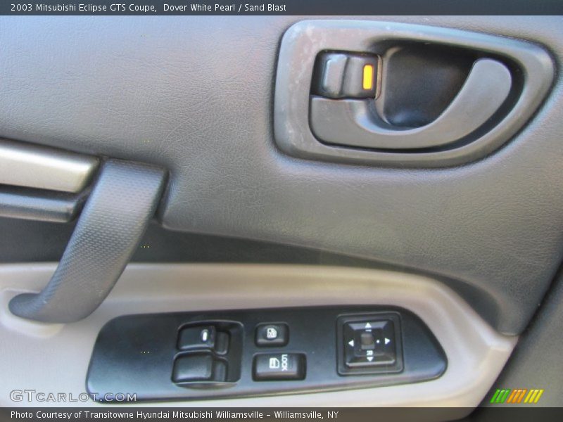 Dover White Pearl / Sand Blast 2003 Mitsubishi Eclipse GTS Coupe