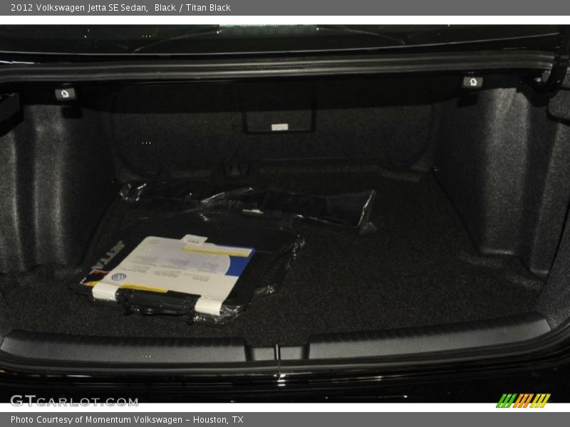 Black / Titan Black 2012 Volkswagen Jetta SE Sedan