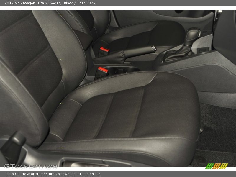 Black / Titan Black 2012 Volkswagen Jetta SE Sedan