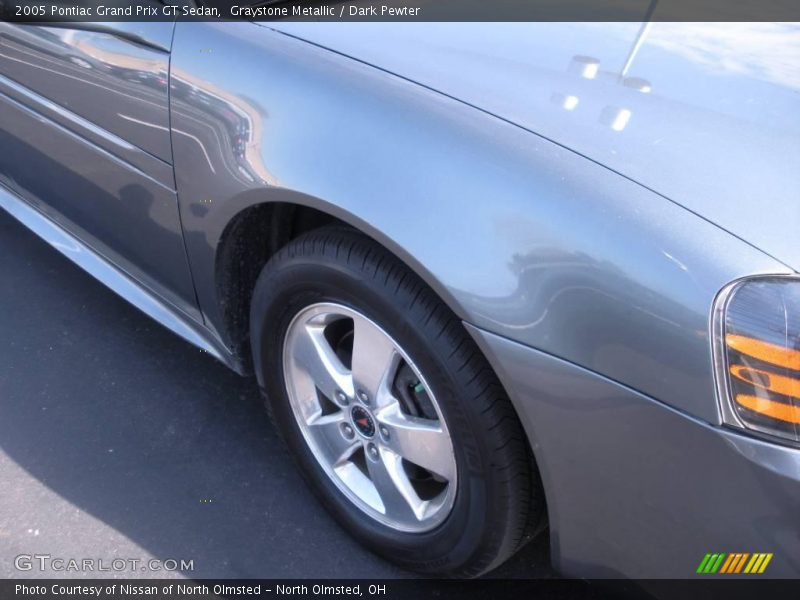 Graystone Metallic / Dark Pewter 2005 Pontiac Grand Prix GT Sedan