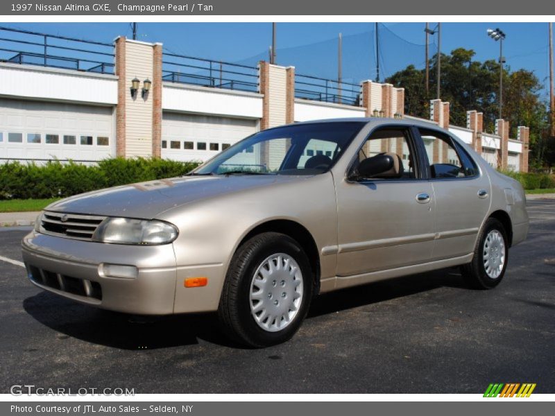  1997 Altima GXE Champagne Pearl