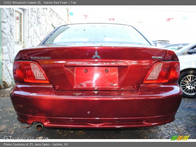 Patriot Red Pearl / Tan 2002 Mitsubishi Galant ES