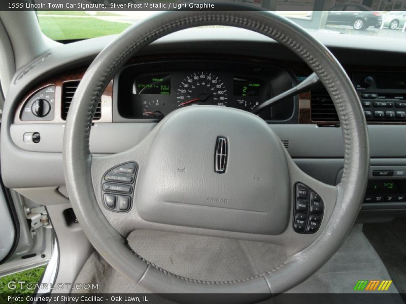  1999 Town Car Signature Steering Wheel