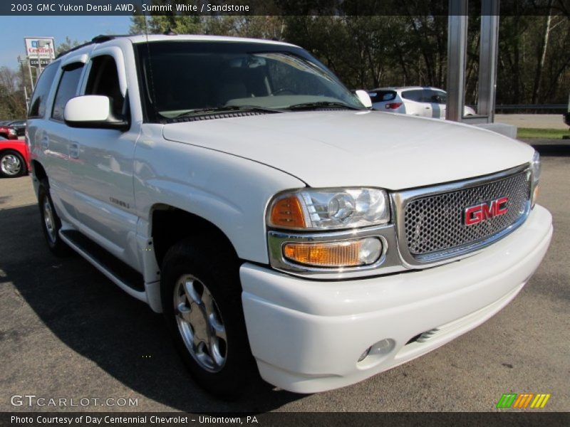 Summit White / Sandstone 2003 GMC Yukon Denali AWD