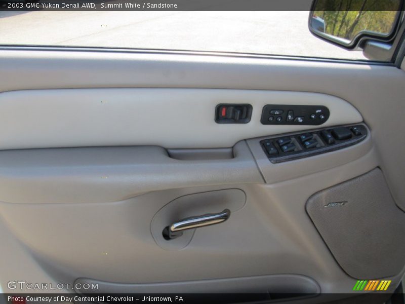 Summit White / Sandstone 2003 GMC Yukon Denali AWD