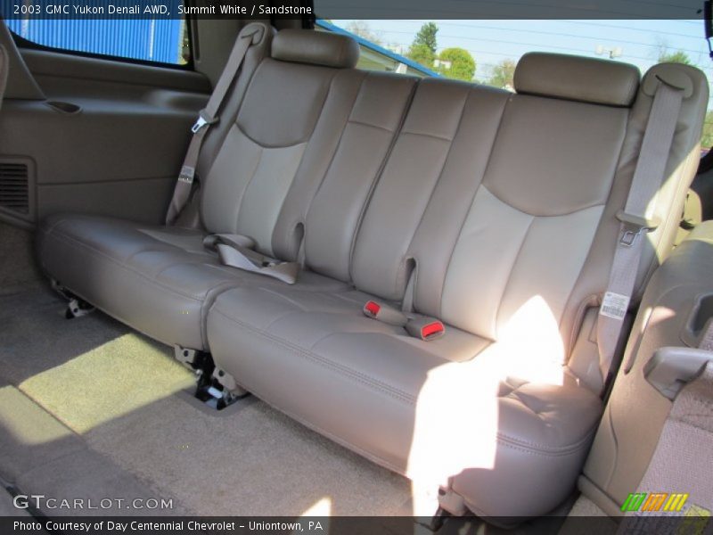 Summit White / Sandstone 2003 GMC Yukon Denali AWD