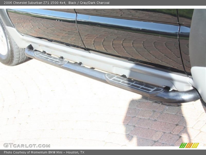 Black / Gray/Dark Charcoal 2006 Chevrolet Suburban Z71 1500 4x4