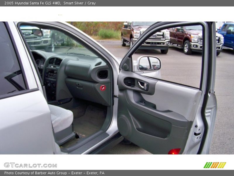 Smart Silver / Gray 2005 Hyundai Santa Fe GLS 4WD