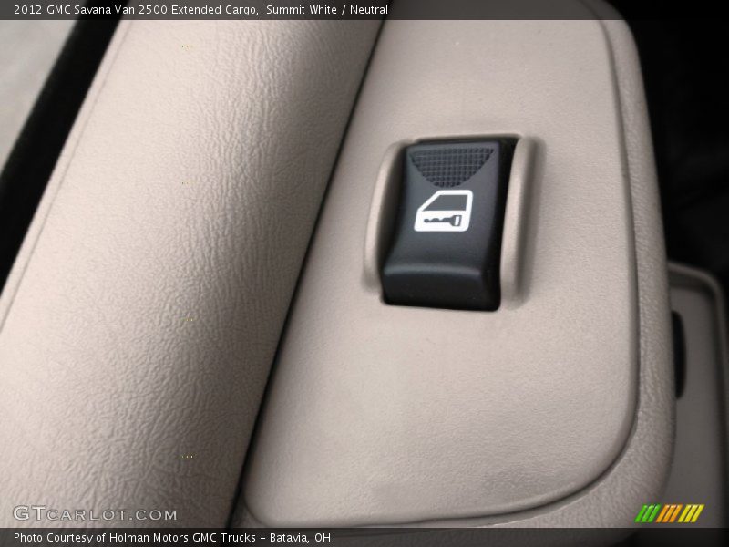 Summit White / Neutral 2012 GMC Savana Van 2500 Extended Cargo