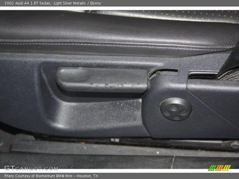 Light Silver Metallic / Ebony 2002 Audi A4 1.8T Sedan