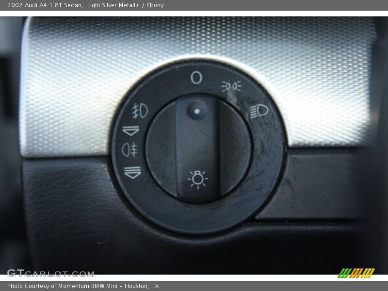 Light Silver Metallic / Ebony 2002 Audi A4 1.8T Sedan