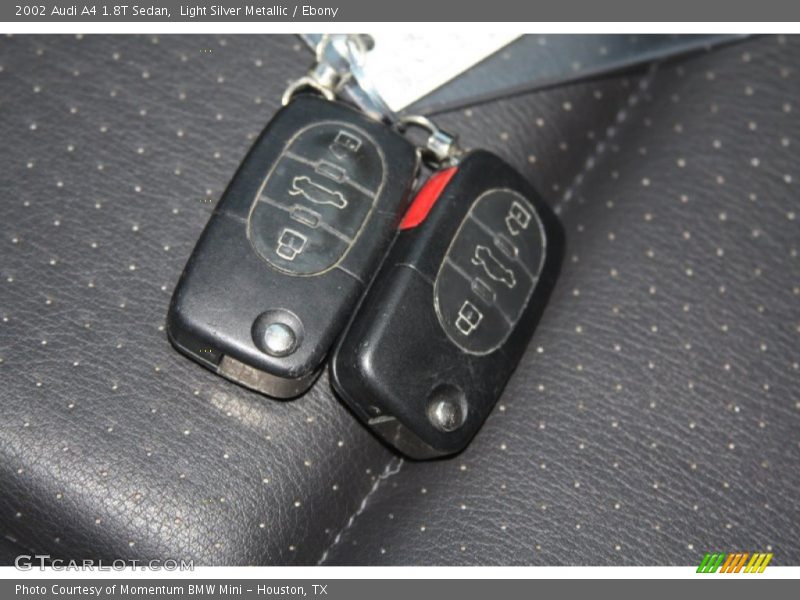 Keys of 2002 A4 1.8T Sedan