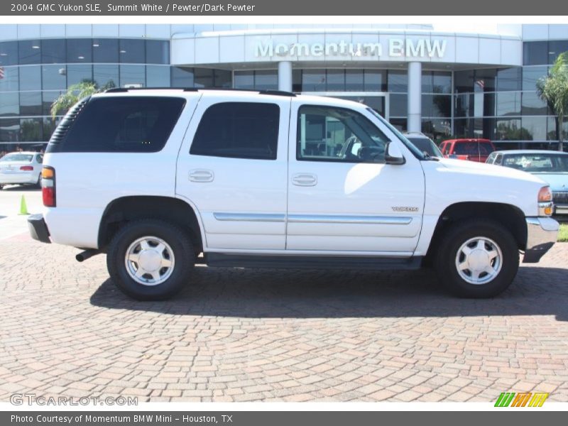 Summit White / Pewter/Dark Pewter 2004 GMC Yukon SLE