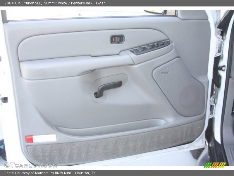 Summit White / Pewter/Dark Pewter 2004 GMC Yukon SLE