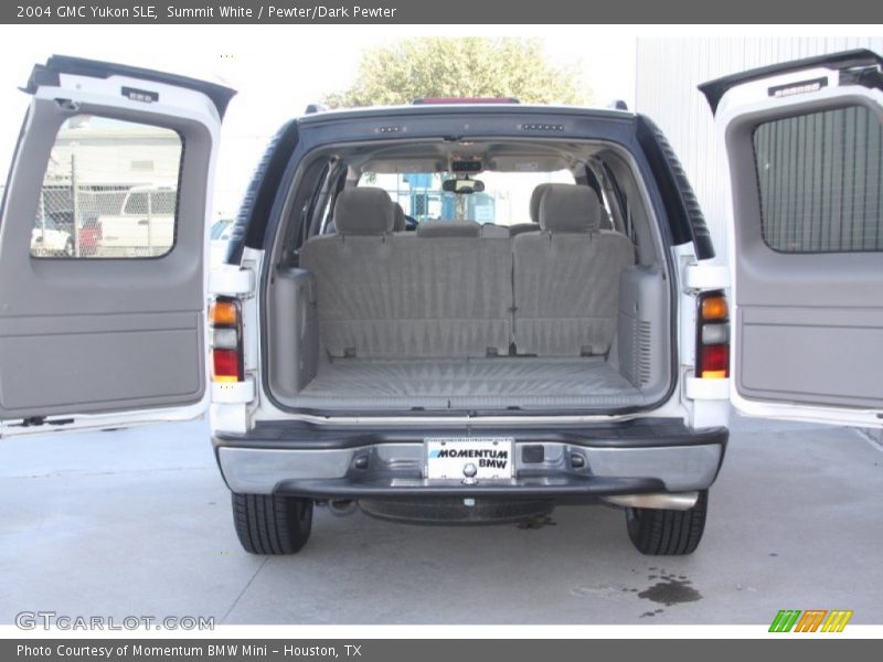 Summit White / Pewter/Dark Pewter 2004 GMC Yukon SLE