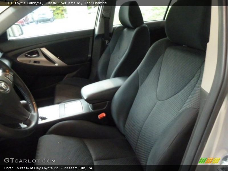 Classic Silver Metallic / Dark Charcoal 2010 Toyota Camry SE