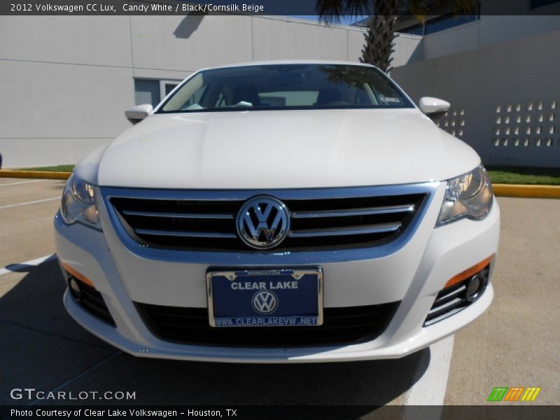 Candy White / Black/Cornsilk Beige 2012 Volkswagen CC Lux