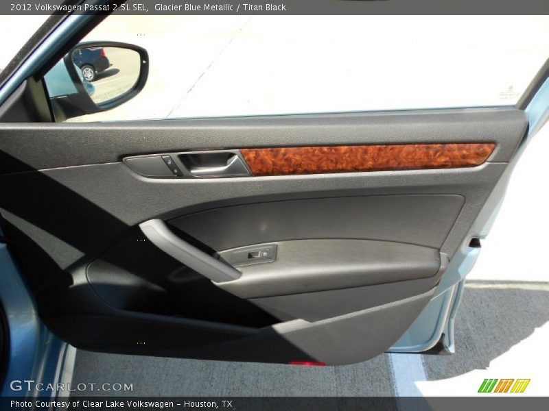 Glacier Blue Metallic / Titan Black 2012 Volkswagen Passat 2.5L SEL