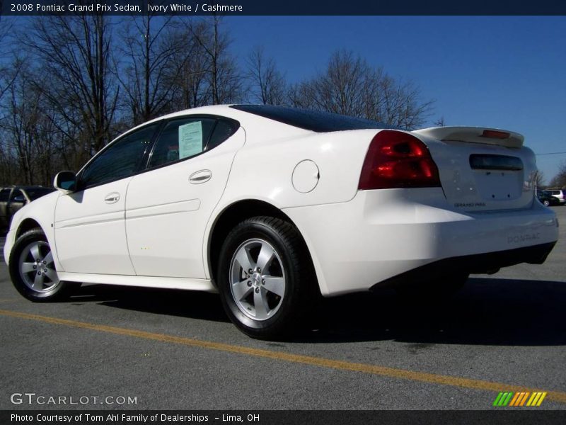 Ivory White / Cashmere 2008 Pontiac Grand Prix Sedan
