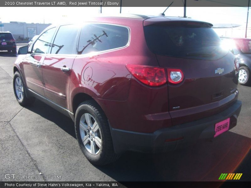 Red Jewel Tintcoat / Ebony 2010 Chevrolet Traverse LT AWD