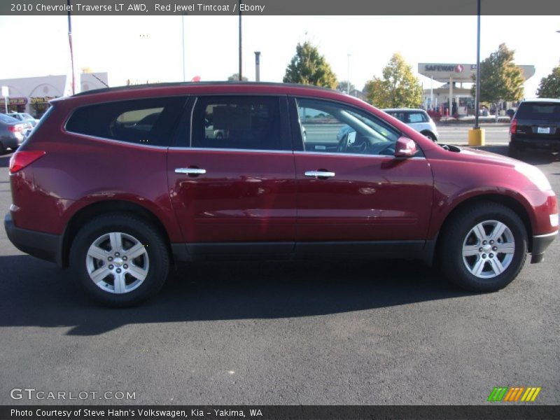 Red Jewel Tintcoat / Ebony 2010 Chevrolet Traverse LT AWD