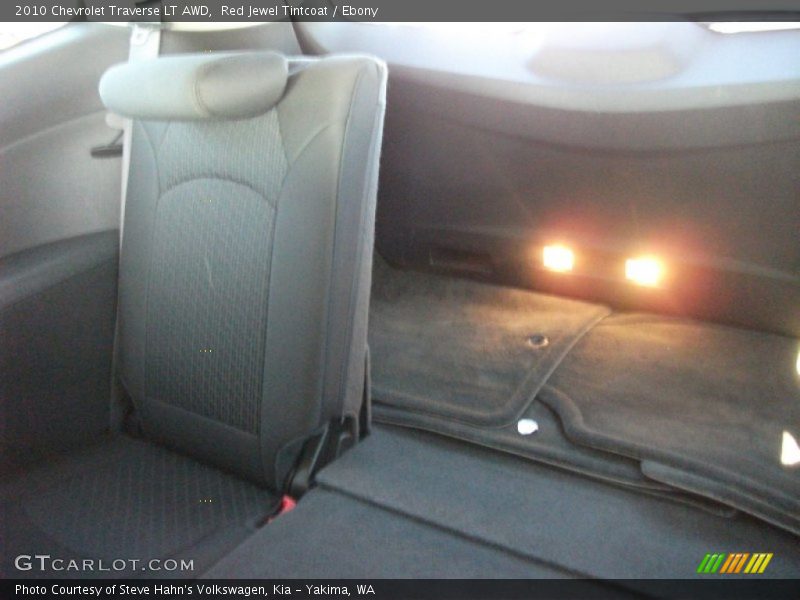 Red Jewel Tintcoat / Ebony 2010 Chevrolet Traverse LT AWD