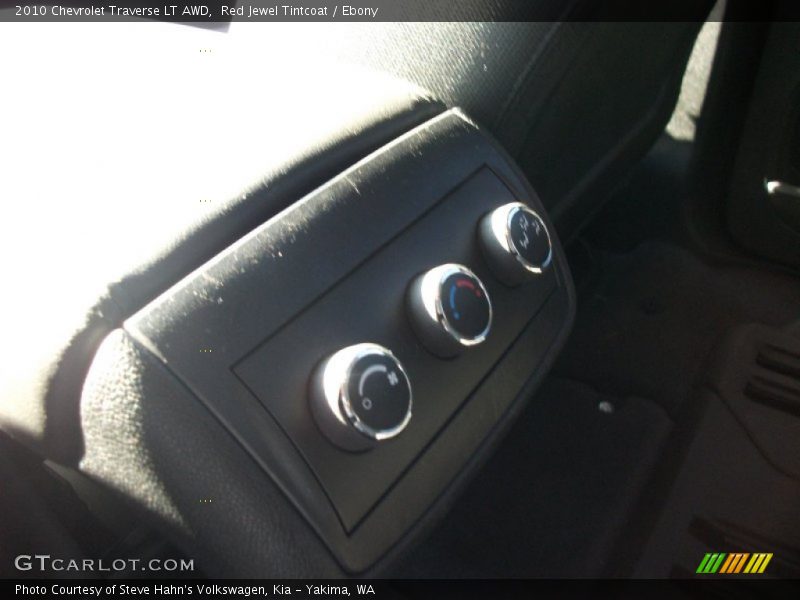 Red Jewel Tintcoat / Ebony 2010 Chevrolet Traverse LT AWD