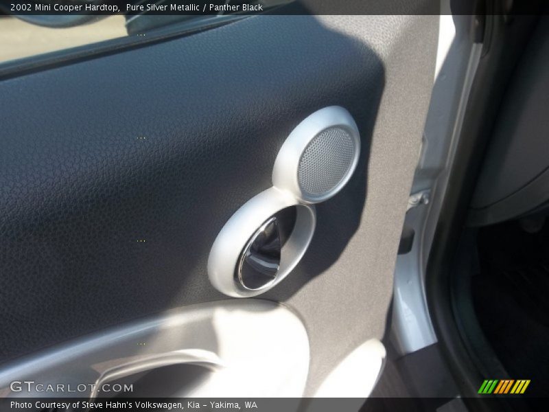 Pure Silver Metallic / Panther Black 2002 Mini Cooper Hardtop