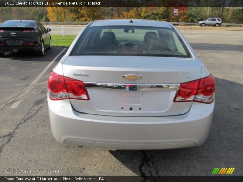 Silver Ice Metallic / Jet Black 2011 Chevrolet Cruze LT