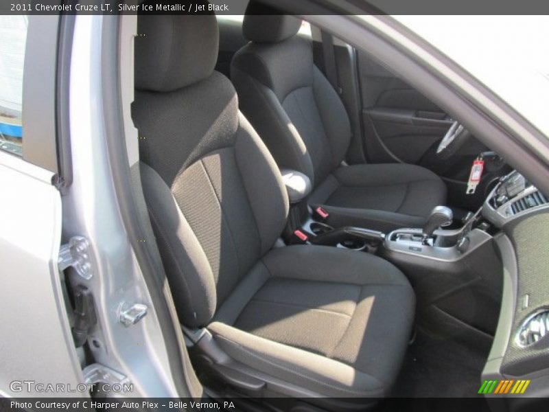 Silver Ice Metallic / Jet Black 2011 Chevrolet Cruze LT