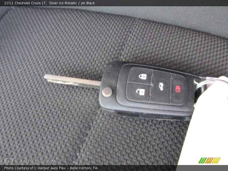Keys of 2011 Cruze LT