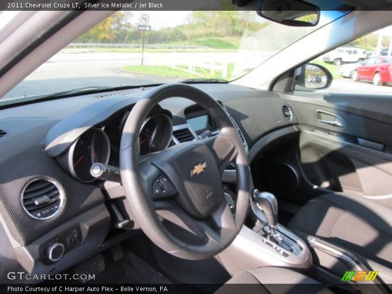 Silver Ice Metallic / Jet Black 2011 Chevrolet Cruze LT