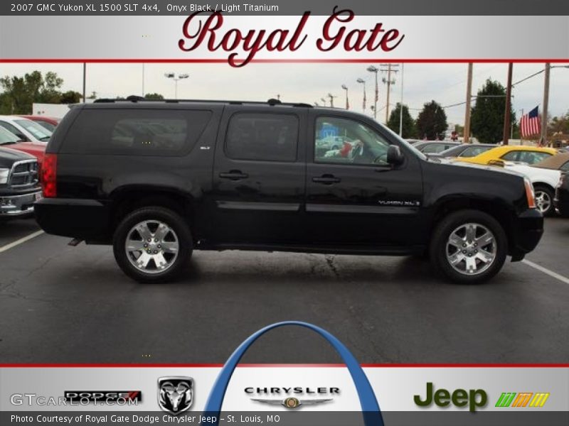 Onyx Black / Light Titanium 2007 GMC Yukon XL 1500 SLT 4x4