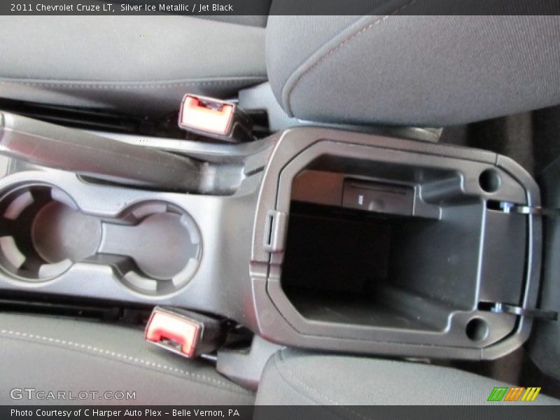 Silver Ice Metallic / Jet Black 2011 Chevrolet Cruze LT