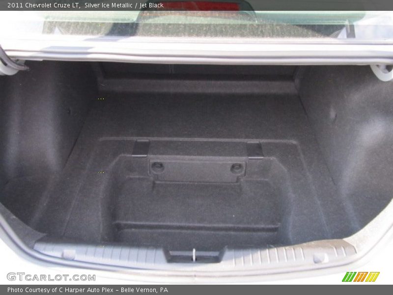 Silver Ice Metallic / Jet Black 2011 Chevrolet Cruze LT