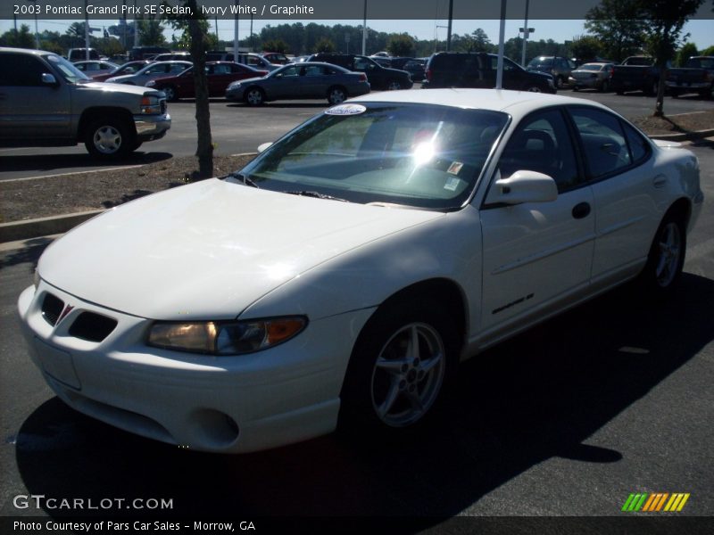 Ivory White / Graphite 2003 Pontiac Grand Prix SE Sedan