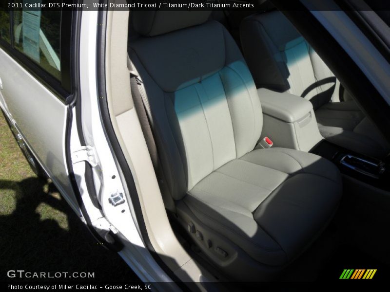 White Diamond Tricoat / Titanium/Dark Titanium Accents 2011 Cadillac DTS Premium
