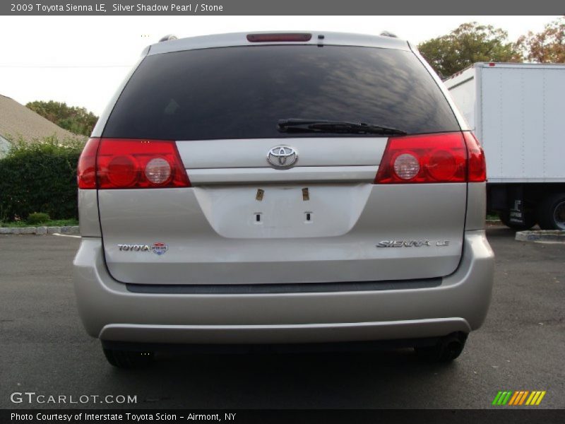 Silver Shadow Pearl / Stone 2009 Toyota Sienna LE