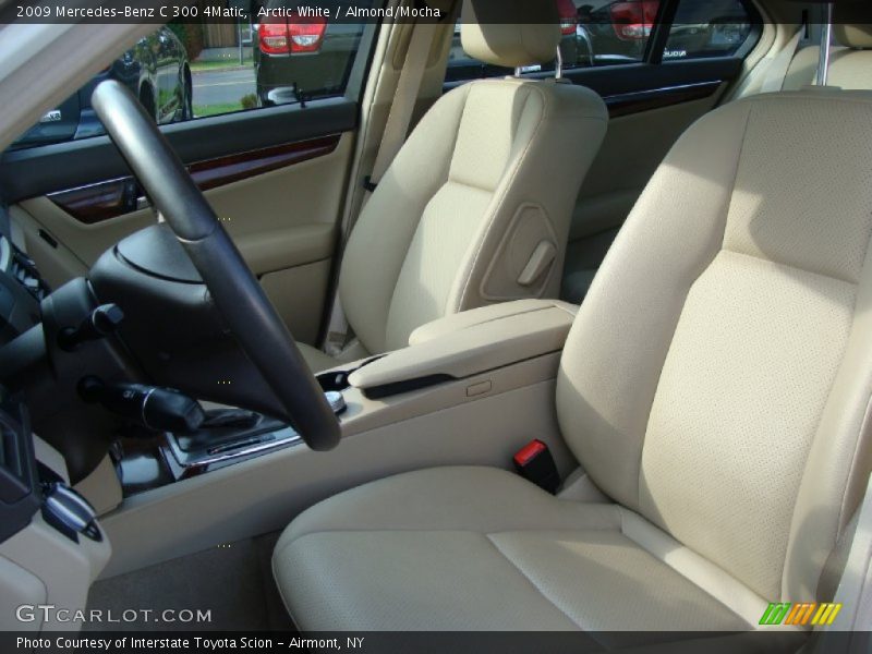 Arctic White / Almond/Mocha 2009 Mercedes-Benz C 300 4Matic