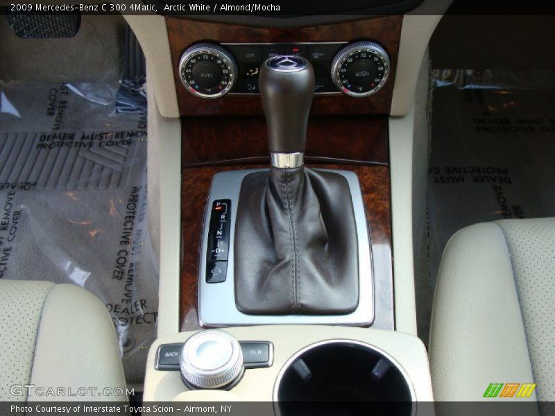 Arctic White / Almond/Mocha 2009 Mercedes-Benz C 300 4Matic