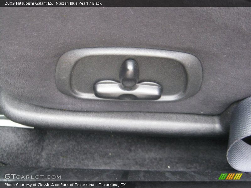 Maizen Blue Pearl / Black 2009 Mitsubishi Galant ES