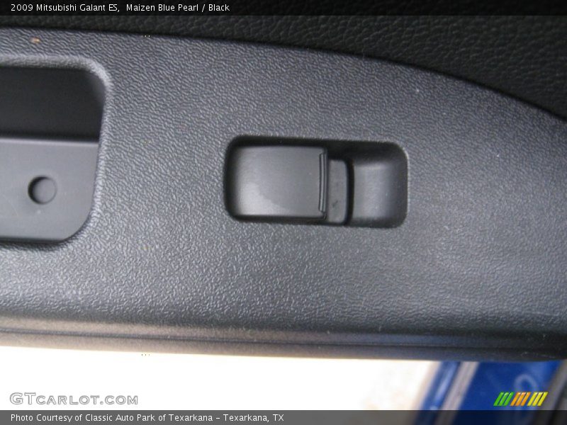 Maizen Blue Pearl / Black 2009 Mitsubishi Galant ES