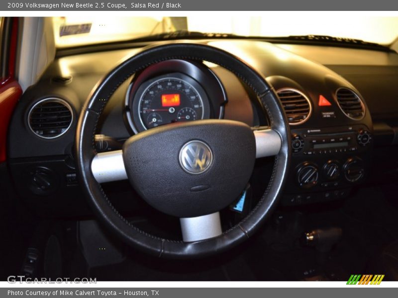 Salsa Red / Black 2009 Volkswagen New Beetle 2.5 Coupe