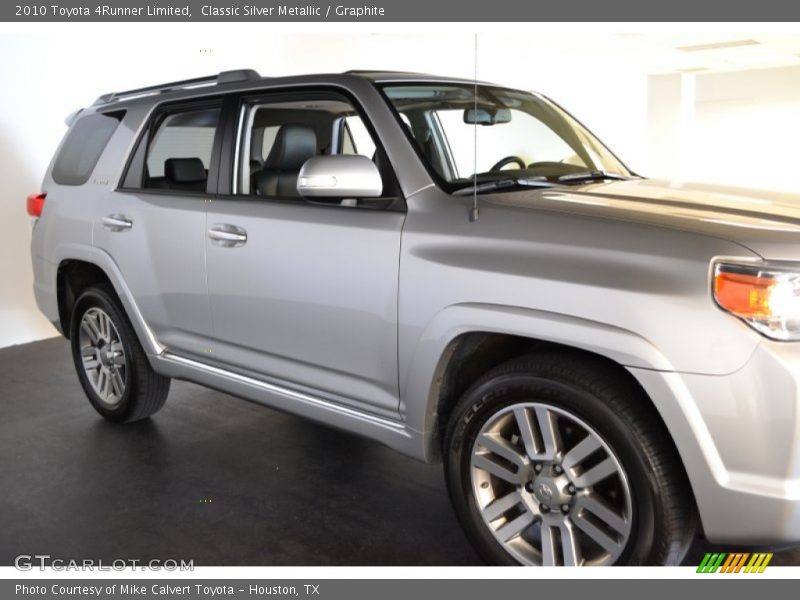 Classic Silver Metallic / Graphite 2010 Toyota 4Runner Limited