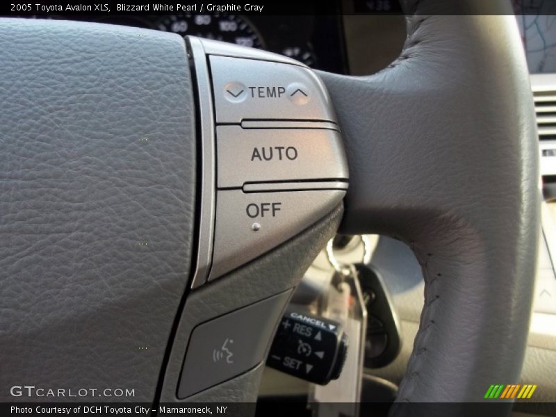 Blizzard White Pearl / Graphite Gray 2005 Toyota Avalon XLS