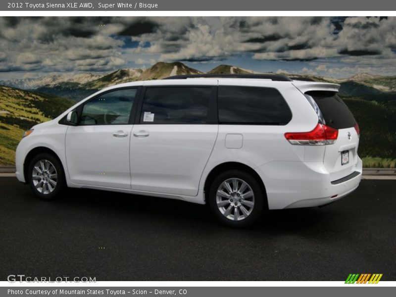 Super White / Bisque 2012 Toyota Sienna XLE AWD