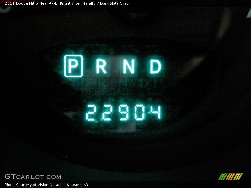 Bright Silver Metallic / Dark Slate Gray 2011 Dodge Nitro Heat 4x4