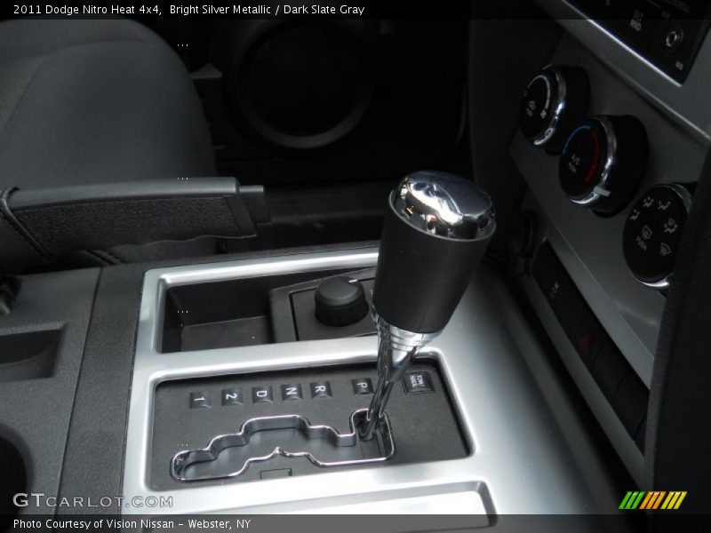  2011 Nitro Heat 4x4 4 Speed Automatic Shifter